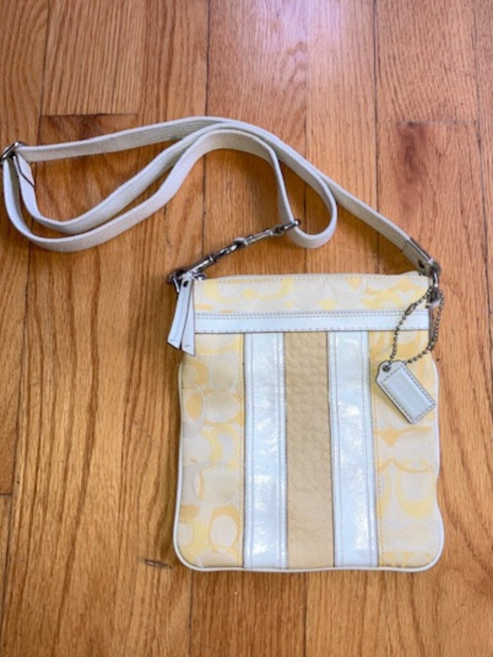 COACH HAMPTON Yellow Optic Signature Stripe Swing Pack Cross Body EUC!!